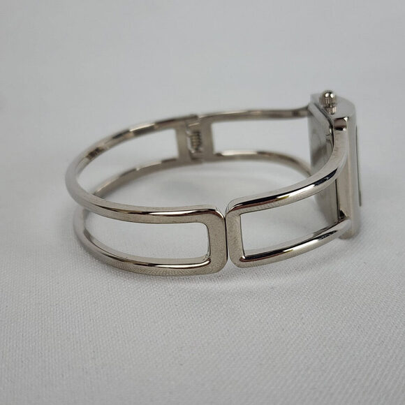 Silver Quartz Hinge Watch - Picture 3 of 9